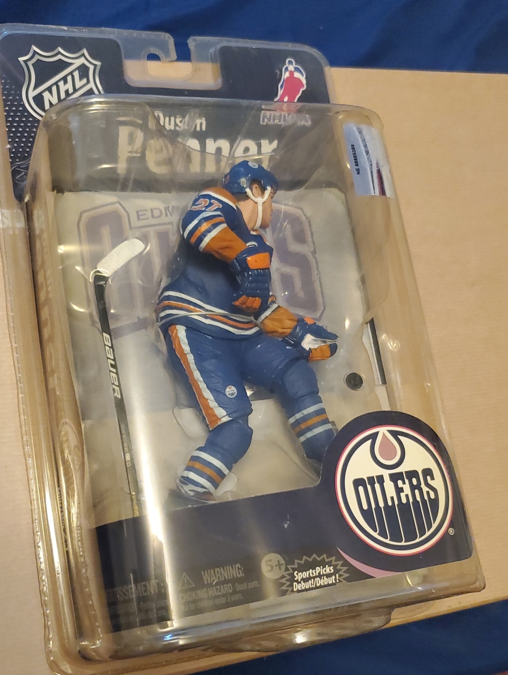 Unopened Edmonton Oilers Dustin Penner Figure - McFarlane Sportspicks
